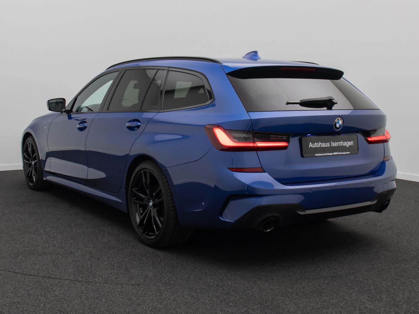 Fahrzeugabbildung BMW 320d M Sport Kamera DAB Panorama H/K 19Zoll