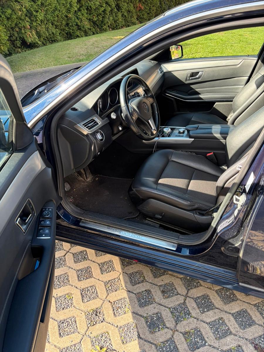 Mercedes-Benz E Klasse E220 BlueTEC AVANTG. Autom. 