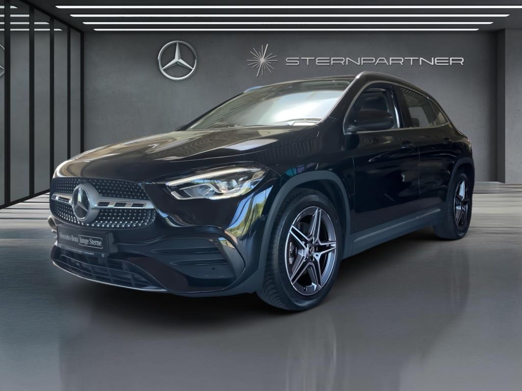 Mercedes-Benz GLA 200 AMG+AHK+PANO+KAMERA+LED+DAB+CARPLAY