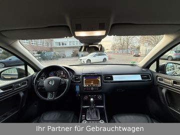 Volkswagen Touareg - 10