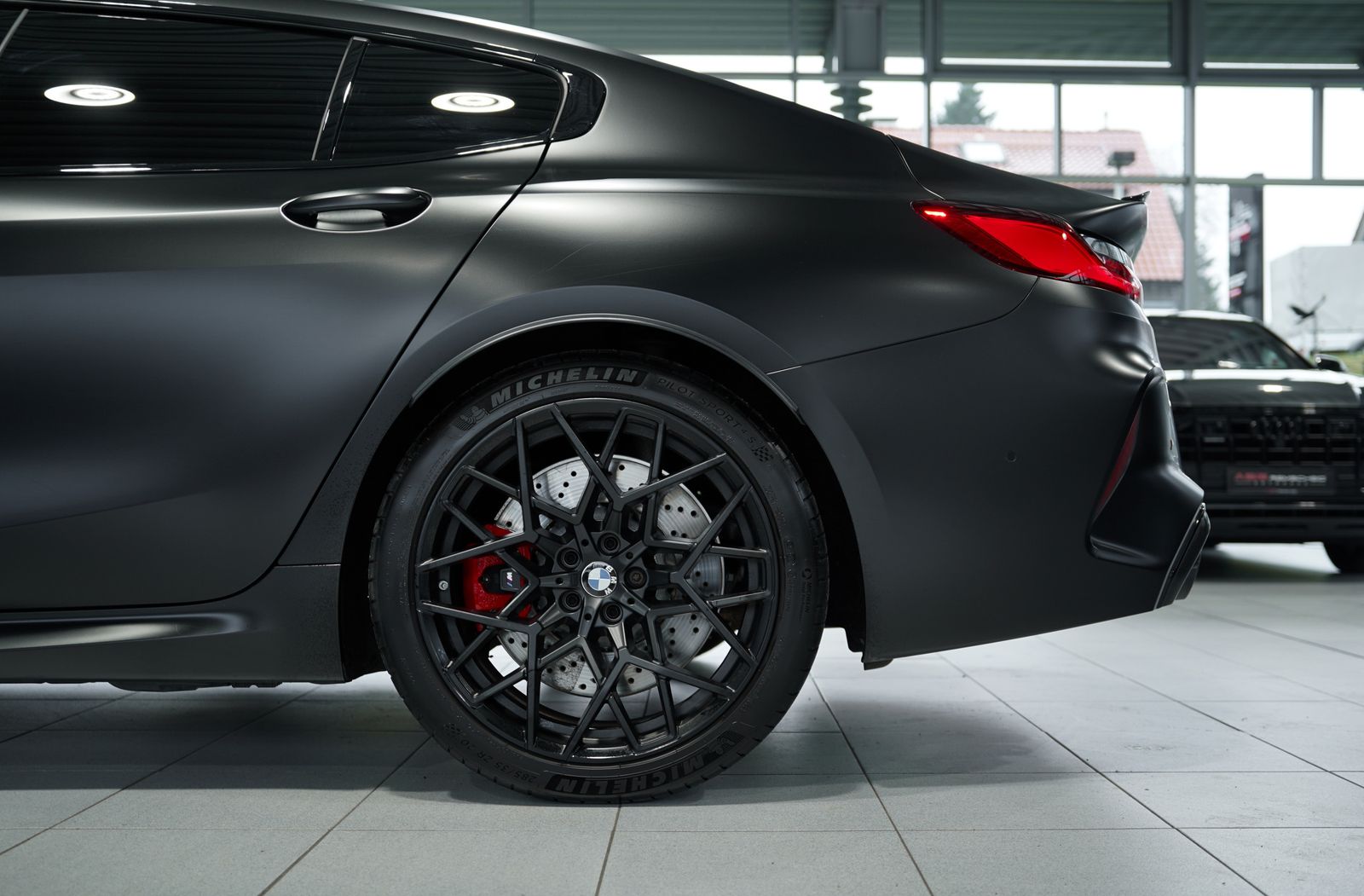 Bmw M8