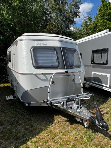 HYMER / ERIBA / HYMERCAR Touring 560 => Doppelstockbett+viel Wohnraum