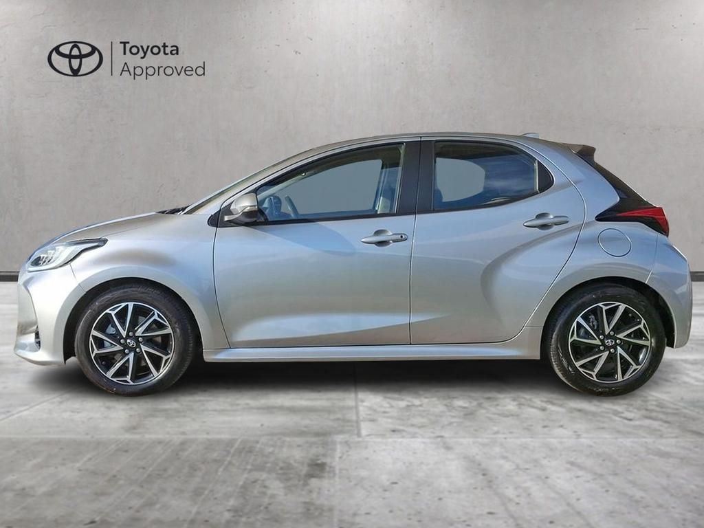 Toyota Yaris 1.5 hybrid Trend imagem 3