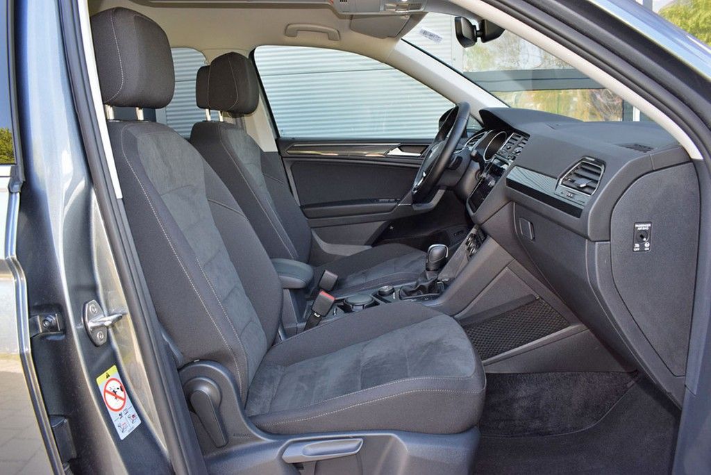 Fahrzeugabbildung Volkswagen Tiguan Allspace TDI 2.0 4M/DSG *Highline*7-Sitze