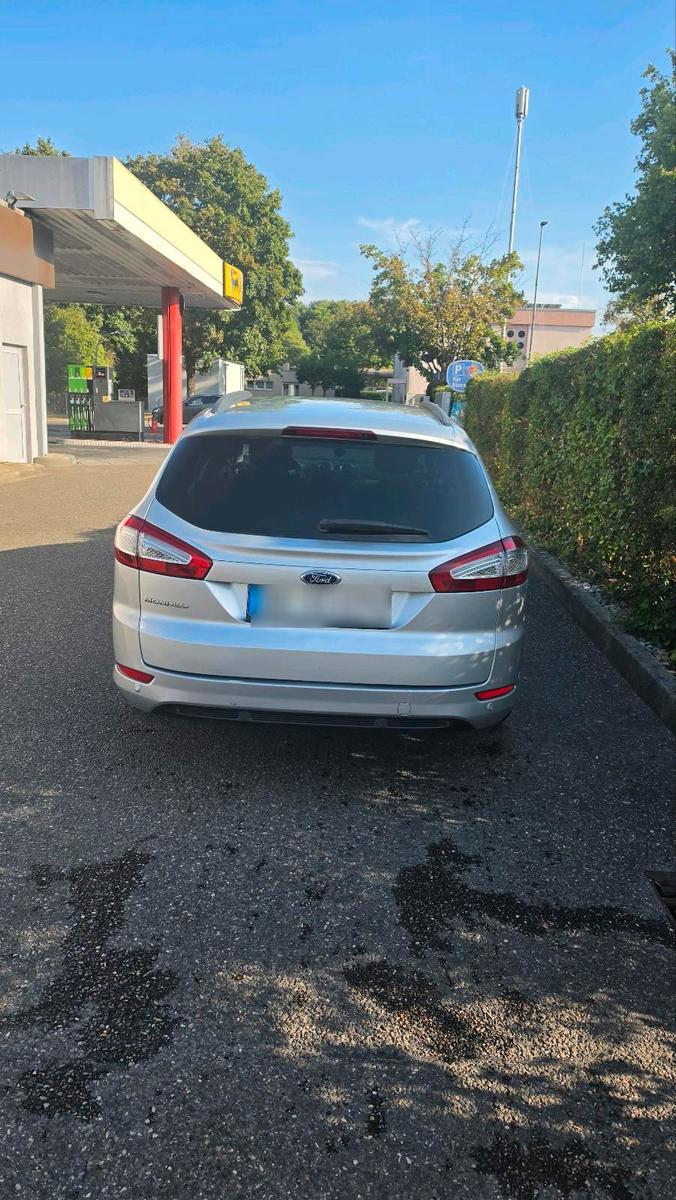 Ford Mondeo 2012 — engine 140 HP (103kW)
