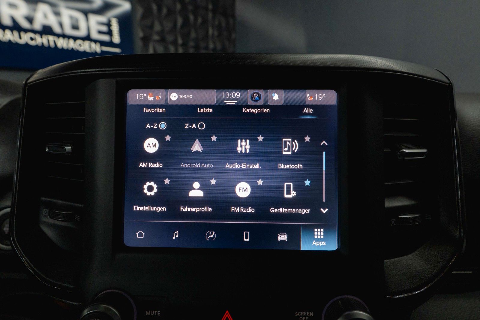 Fahrzeugabbildung Dodge RAM 5.7 V8 HEMI 4x4 Built to Serve AXLE LOCK LED