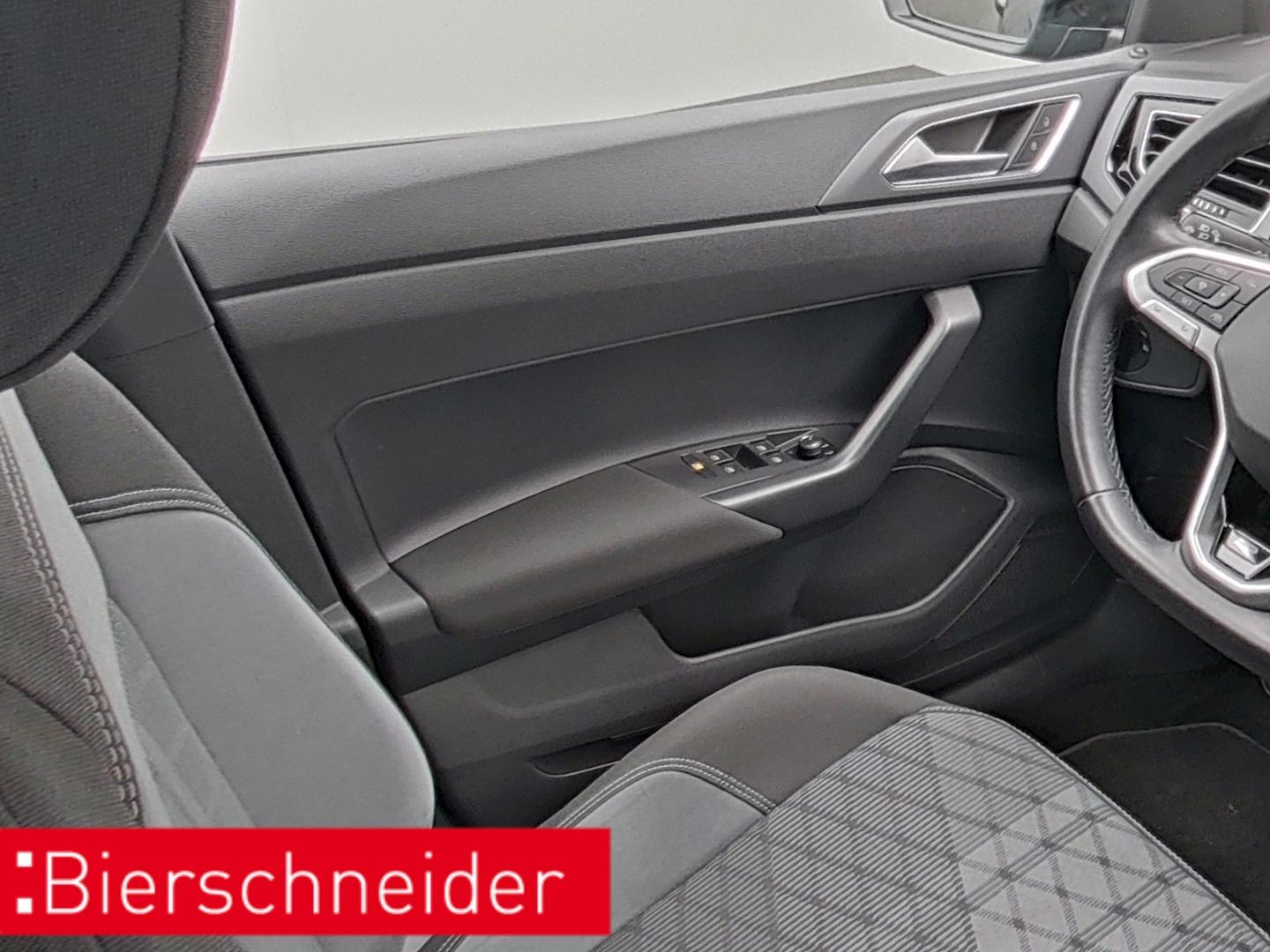 Volkswagen Polo 1.0 TSI DSG R-Line NAVI LED IQ-DRIVE ALU 17, миниатюра 11