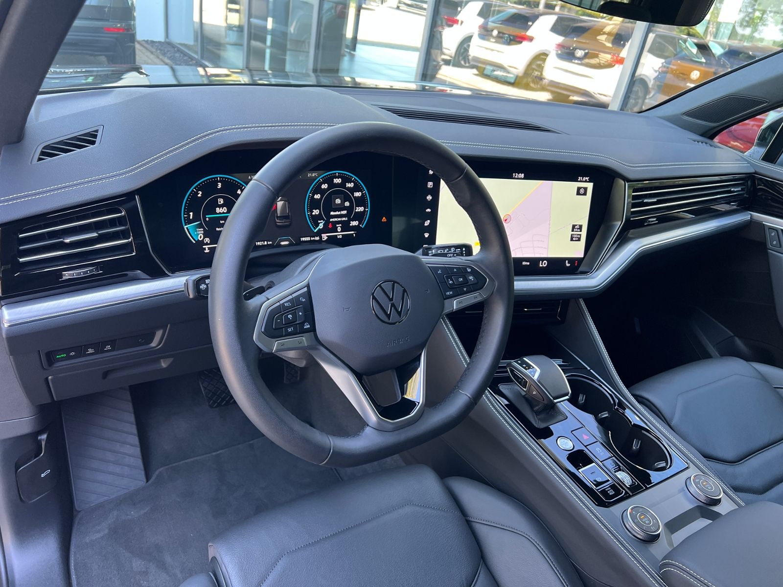 Fahrzeugabbildung Volkswagen Touareg 3.0 TDI 4MOTION *AHK, Luft, Leder, ACC,