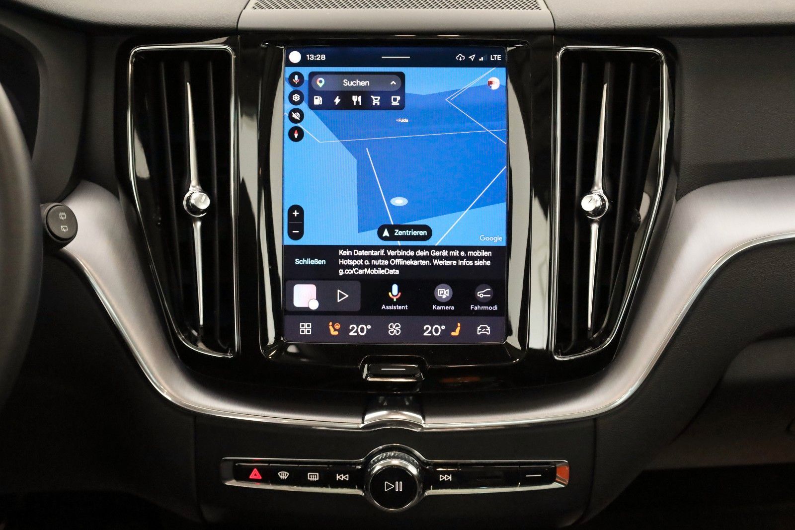 Fahrzeugabbildung Volvo XC60 T6 AWD Inscription,Kamera,4xSH,ACC,Pano,AHK