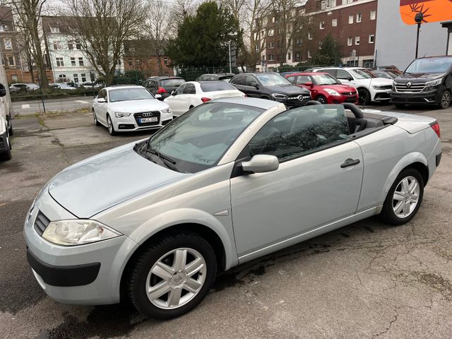 Renault Megane Cabrio 1.6 Karmann KLIMA*PANORAMA*PDC*SHZ