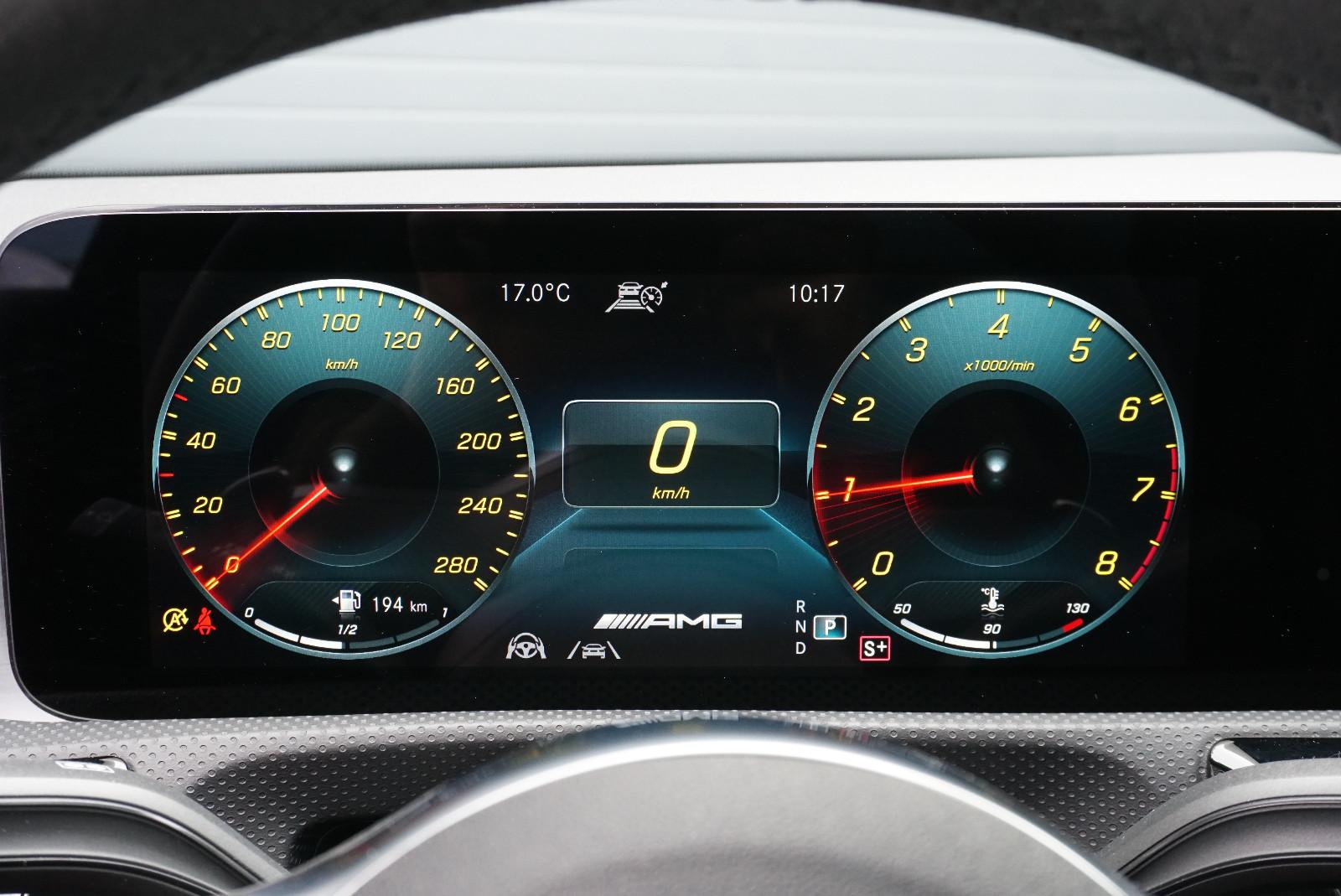 Mercedes-Benz CLA 35 AMG 4M Editio55 AERO PANO RFK Performance