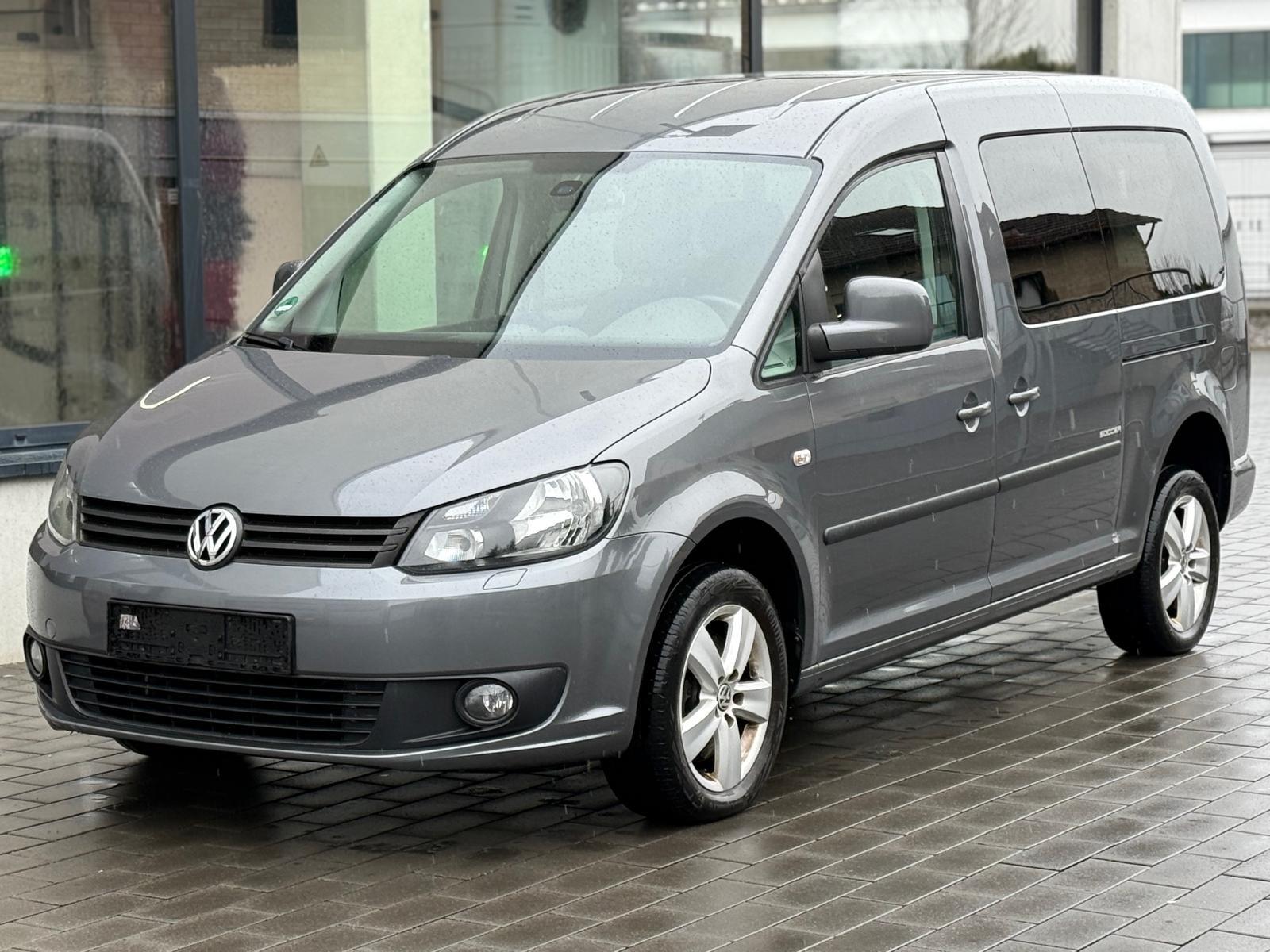 Volkswagen Caddy Maxi Soccer 4Motion DSG 7 Sitze AHK HU 27