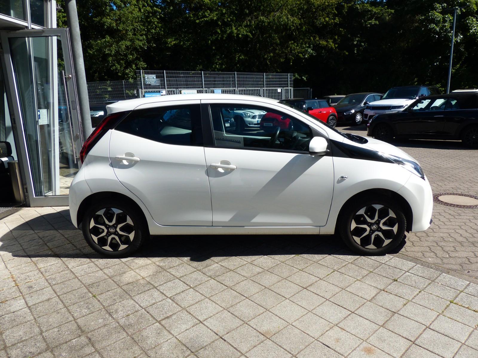 Toyota Aygo AYGO x-play connect