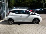 Toyota Aygo AYGO x-play connect - Toyota Aygo (X): Play Connect