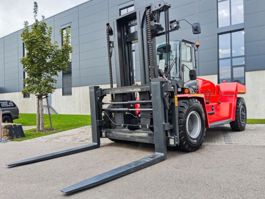 Kalmar DCG 250-12