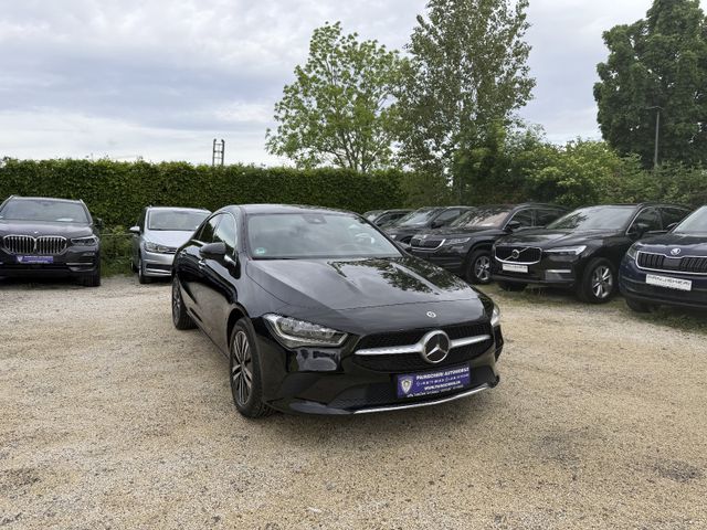 MERCEDES-BENZ CLA 200 d 4M Progressive LEDER+TOTWINKEL+SPURAS.