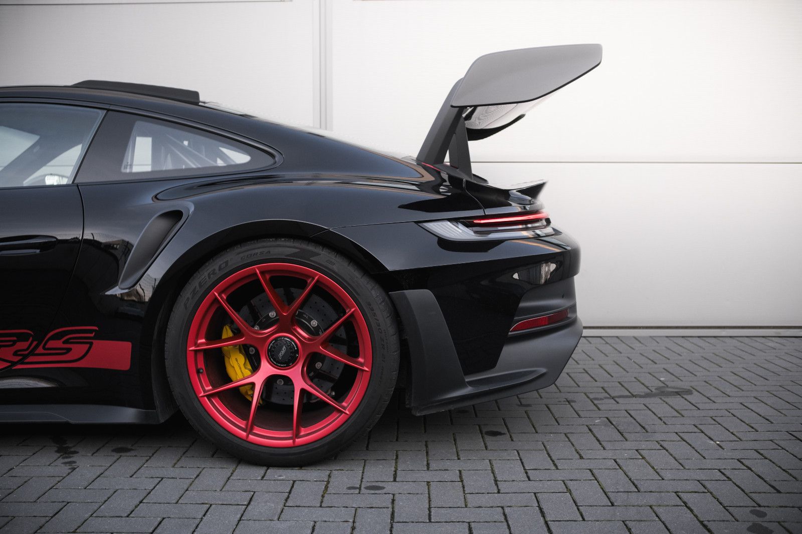 Fahrzeugabbildung Porsche 992/911 GT3 RS Weissach-PCCB-Lift-Clubsport-90L