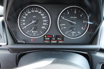 BMW 220 - 10