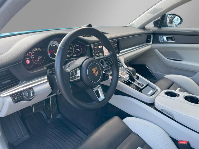Porsche Panamera Turbo*PTS*PCCB*Chrono*Burmester*18-Wege