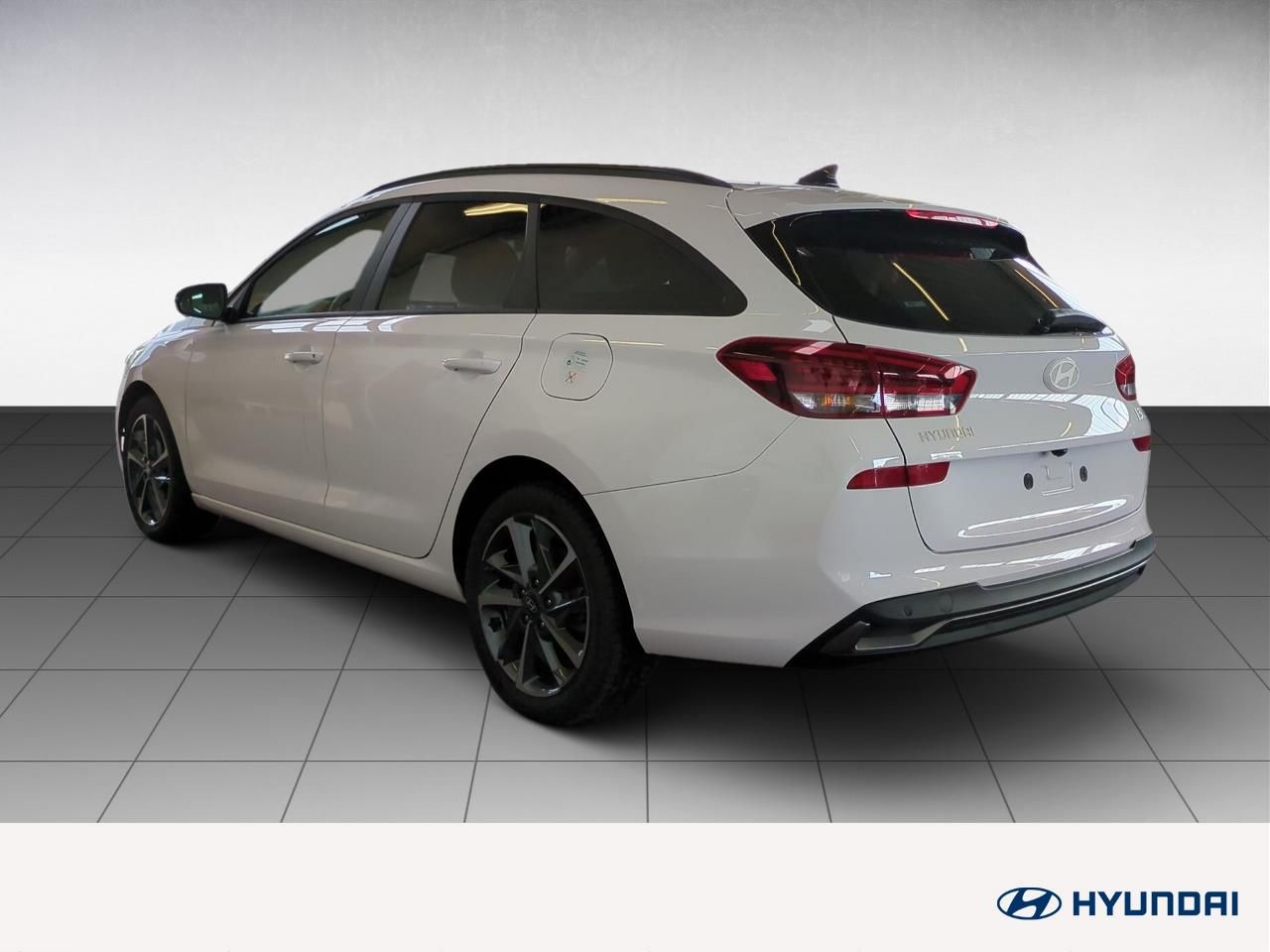 Fahrzeugabbildung Hyundai i30 1.5T Aut. ADVANTAGE LED*CARPL*SHZ*LHZ*KAM*2Z
