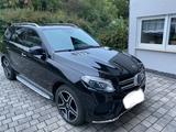 Mercedes-Benz GLE 400 AMG top gepflegtes Rentnerfahrzeug - : Geländewagen, Rent