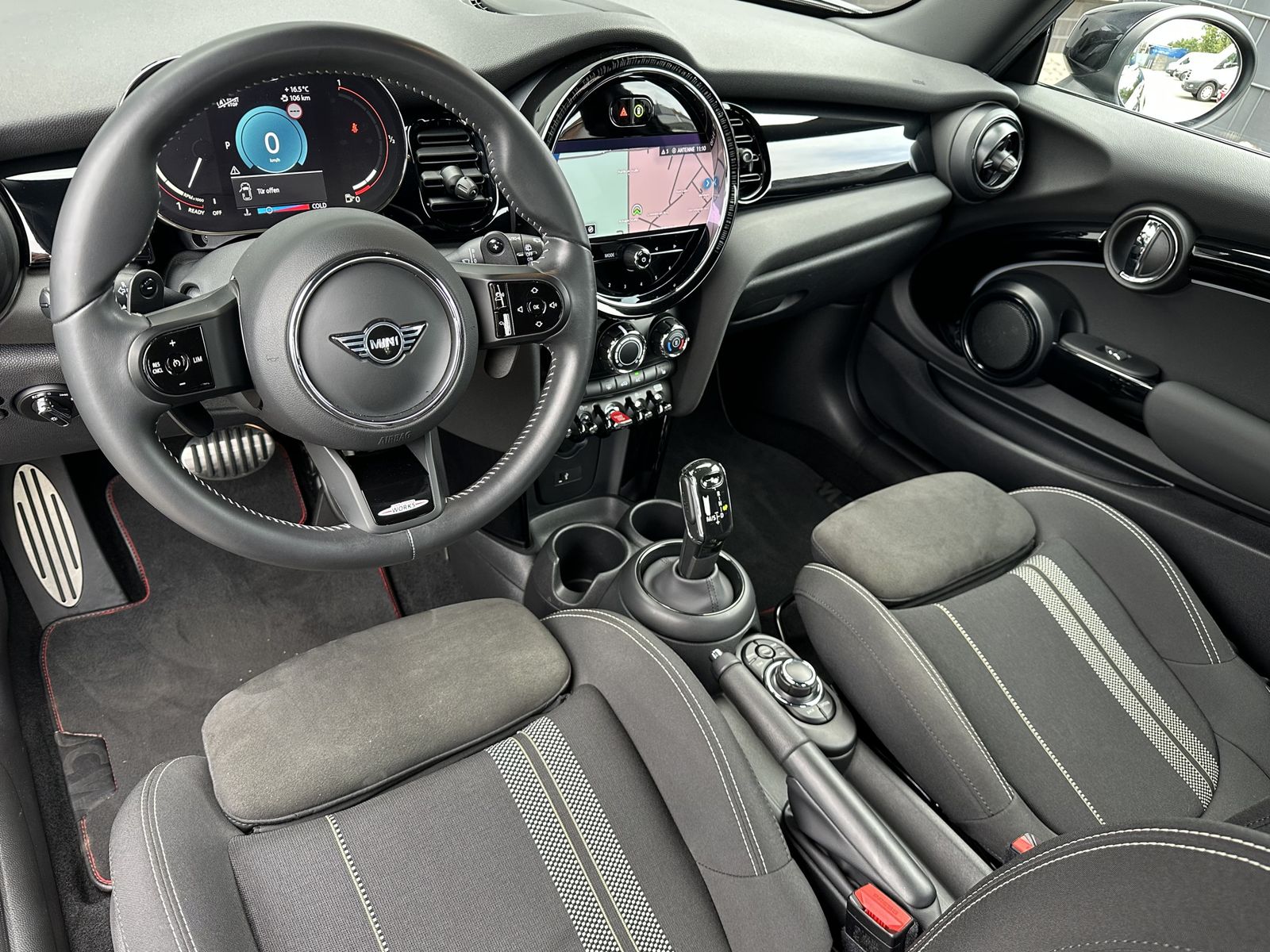 Fahrzeugabbildung MINI John Cooper Works Sport-Aut. NAV+LED+KAM+ACC+VC