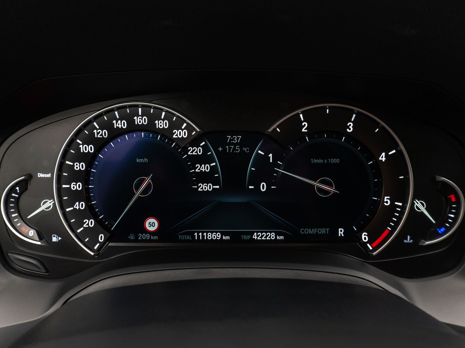 Fahrzeugabbildung BMW 330d xD SportLine Kamera CockPit+HUD Lordos LED