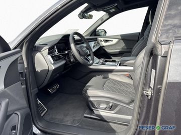 Audi Q8 - 11