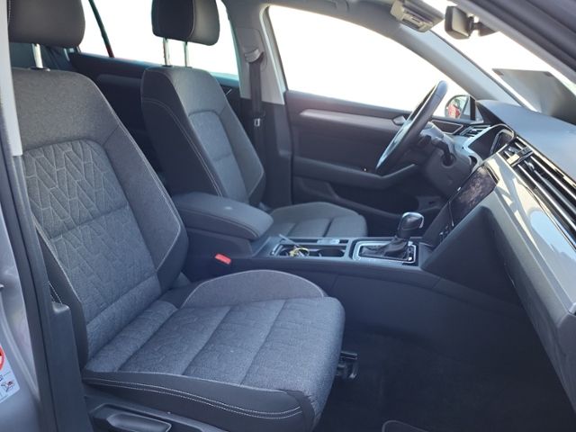 Volkswagen Passat Variant - Bild 15