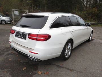 Mercedes E 220 - 5