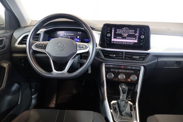 Volkswagen T-Roc 1.5 TSI Life AID+NAVI+PDC+LANE+17"+AHK