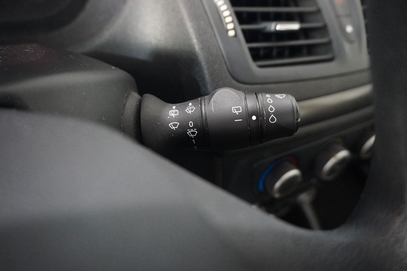 Fahrzeugabbildung Renault Megane Grandtour 1.6 AUTHEN. KLIMA/PDC/NEBEL/AHK