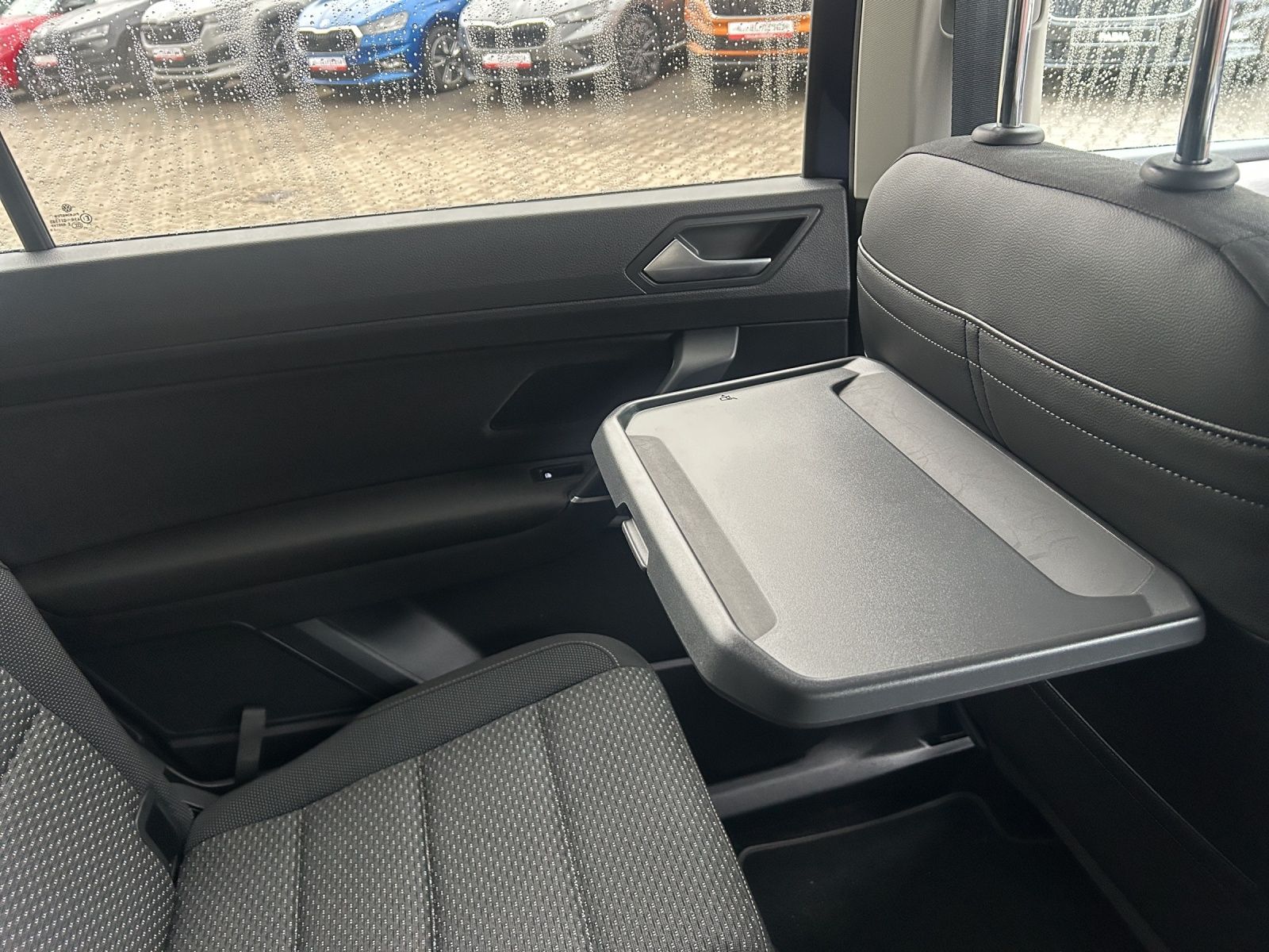 Fahrzeugabbildung Volkswagen Touran TDI Comfortline Navi PDC SH LM