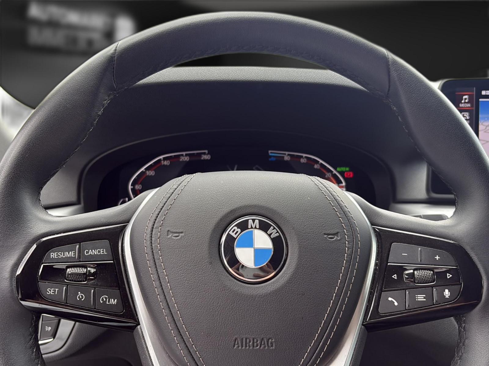 BMW 520 d ALLRAD LEDER*ALARM*Memory*LED*Sportlenkrad, миниатюра 17