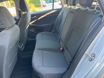 Volkswagen Golf - 7