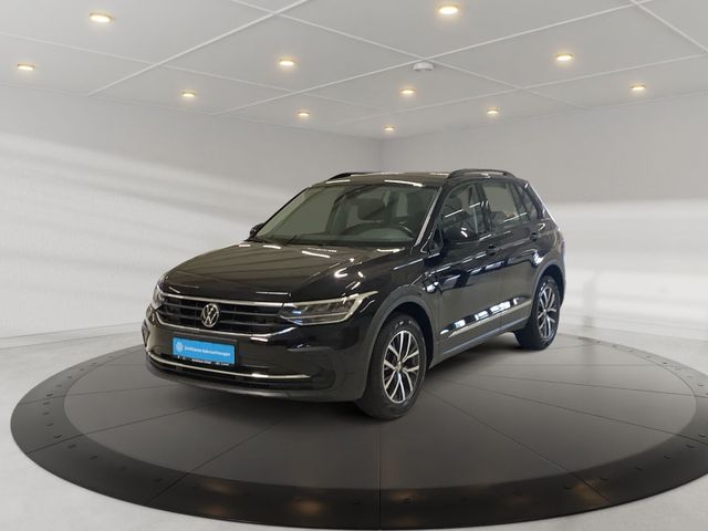 Tiguan Life 1,5 TSI DSG Standheizung, Navi, SHZ,