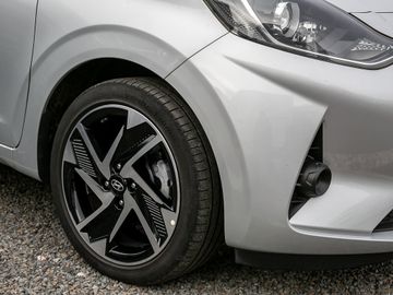 Hyundai i10 1.0 Edition 30 Navi Kamera DAB Sitzheizung