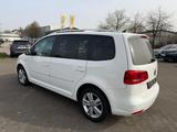 Volkswagen Touran 1.4 DSG  Match *Navi*Pano*Klima*Xenon* - Volkswagen Touran Match mit Benzin-Antrieb