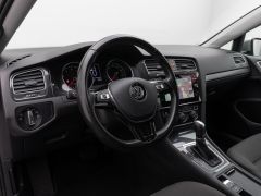 Foto Nummer 19: VW Golf