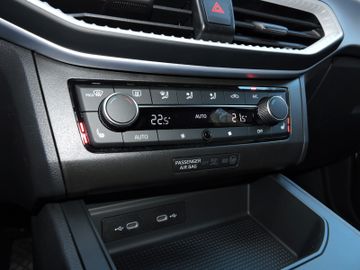 Seat Ibiza 1.0 TSI FR Pro LED Navi Sitzheizung Klima