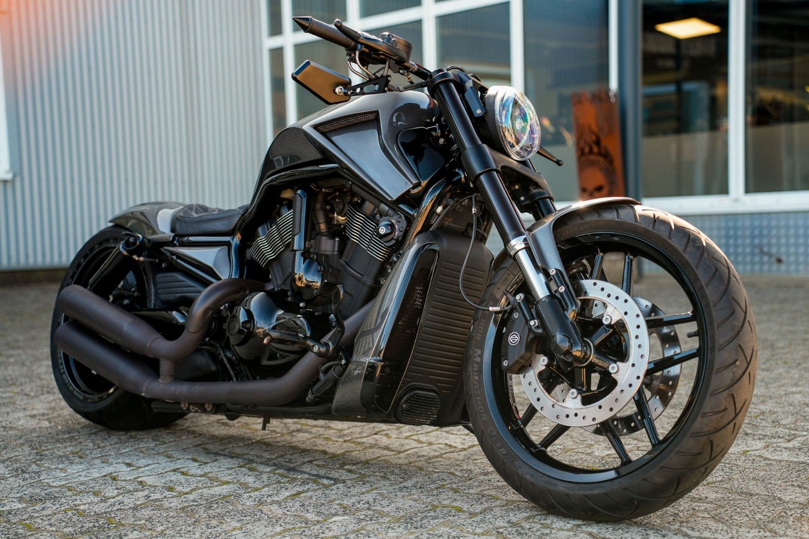 Fahrzeugabbildung Harley-Davidson VRSCDX Night Rod Special - BBC - 280er - Airride