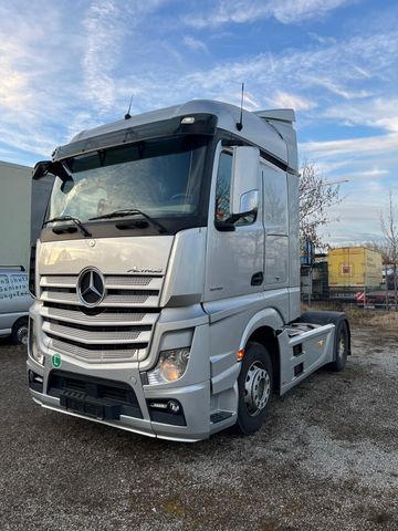 Mercedes-Benz Actros 1845 StreamSpace Retarder