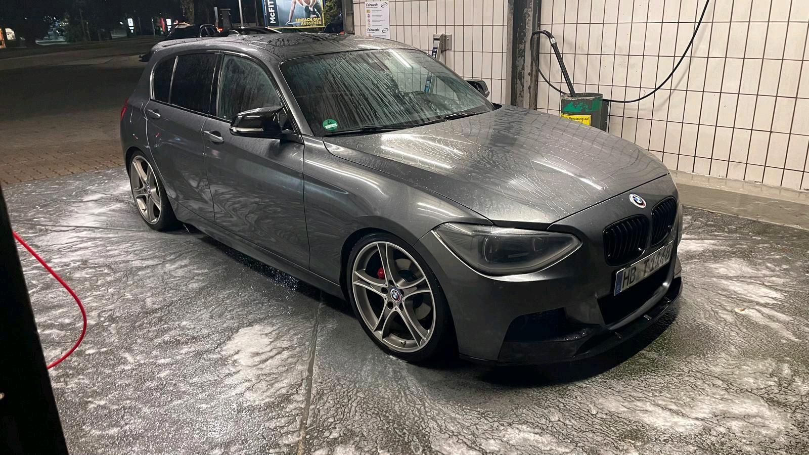 BMW 120