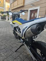 Husqvarna 701 Supermoto (2019) - Offers