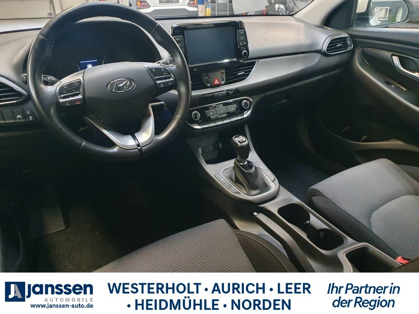 Fahrzeugabbildung Hyundai i30 Sonderkontingent Navigation