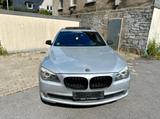 BMW 750 V8 Motor - gebrauchte BMW 750 aus dem Jahr 2009