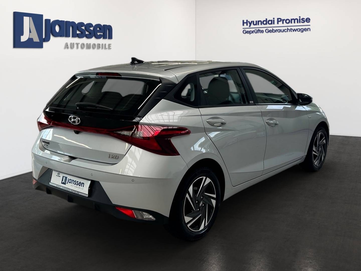 Fahrzeugabbildung Hyundai New i20 Intro Edition