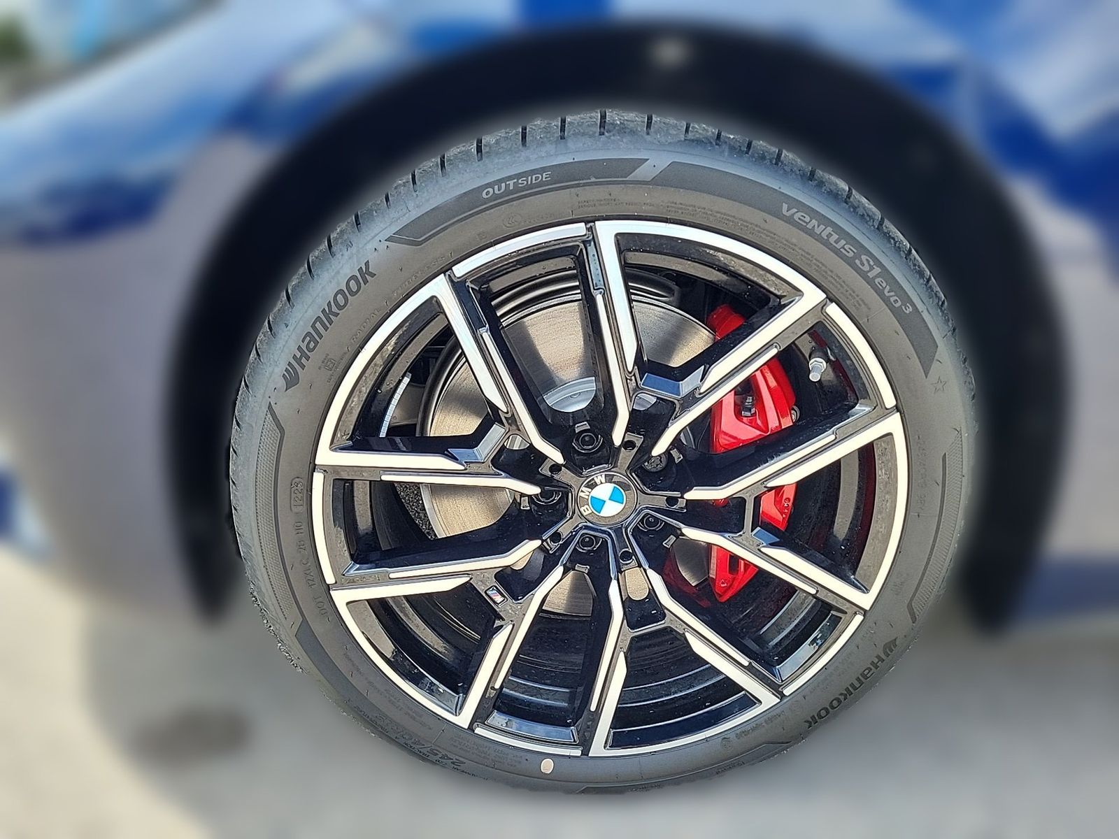 BMW i4 - Bild 4