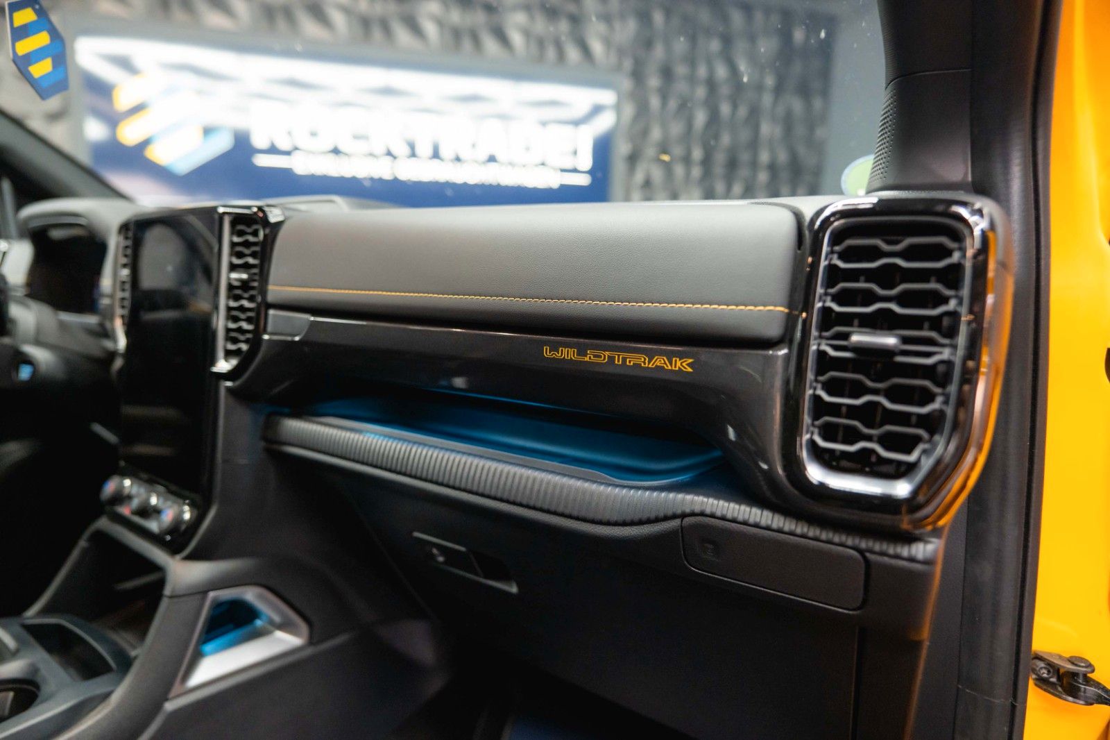 Fahrzeugabbildung Ford Ranger 3.0 Wildtrak e-4WD DoKa Offroad 4x4 ACC
