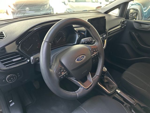 Fahrzeugabbildung Ford Fiesta Cool & Connect*NAVI*KLIMA*SHZ*SPURH*TEMP